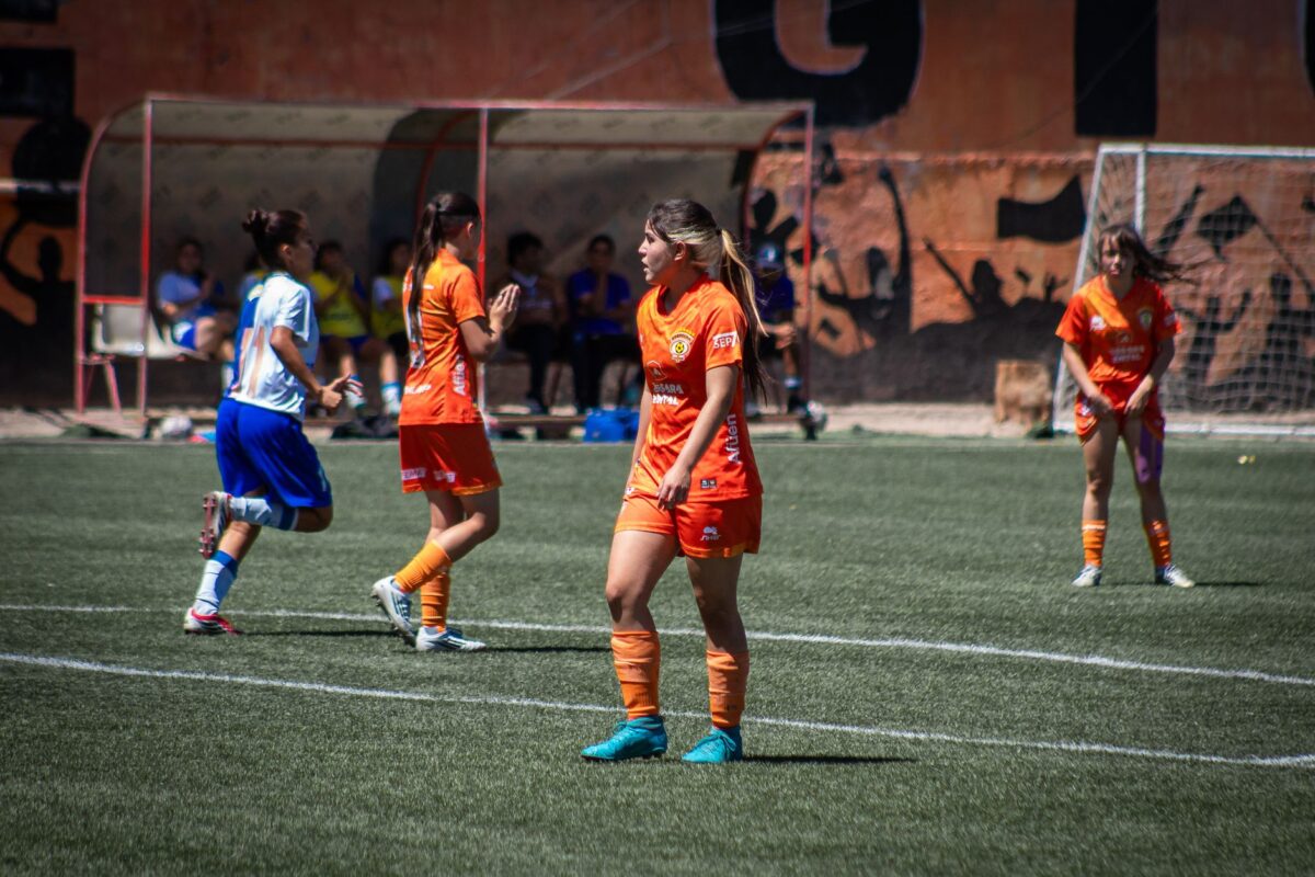 mercato foot féminin construction